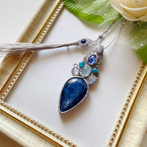 大粒カイヤナイト×サファイア×アクアマリン×レインボームーンストーン