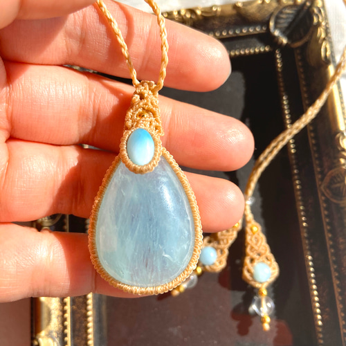 ☆海の宝石☆大きなルースのアクアマリン×ラリマーの【連結】マクラメ  