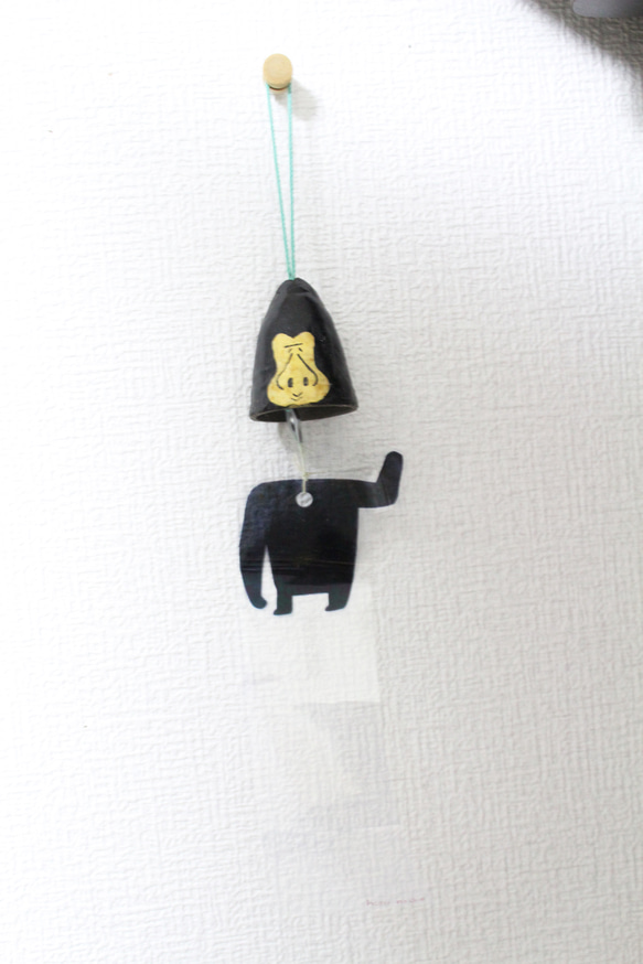 ゴリラのゴッさん風鈴（優しい顔） 2枚目の画像