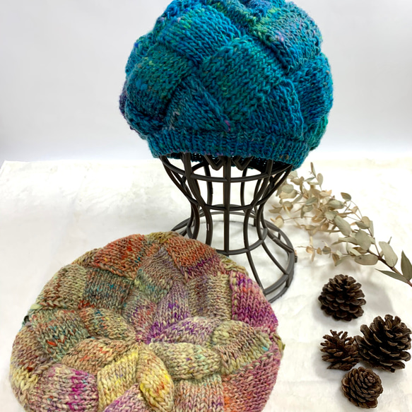 素朴な風合いのバスケット編みのベレー帽　手編み　段染め　イエロー系 7枚目の画像
