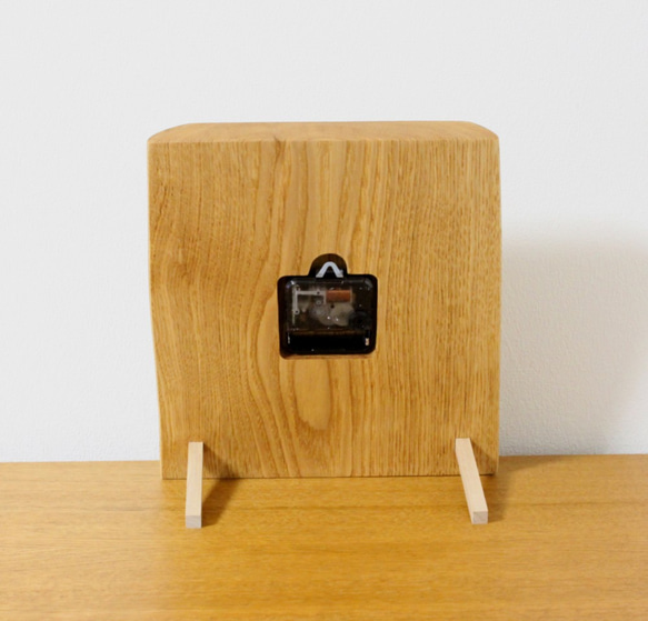 一品もの・掛け置き兼用・無垢の木の時計・大(クリ・オイル) 4枚目の画像