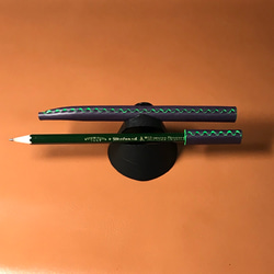 本革 １本挿し 鉛筆ケース・シングル[革組子]：紫／蛍光グリーン 1枚目の画像
