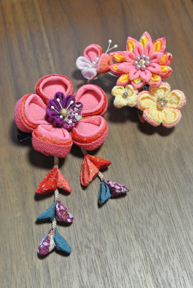 つまみ細工　ヘアアクセサリー