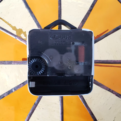 ステンドグラスのアンティーク調壁掛け時計　オレンジの果汁 7枚目の画像