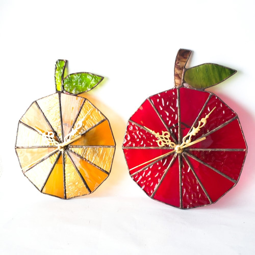 ステンドグラスのアンティーク調壁掛け時計 オレンジの果汁 掛け時計  