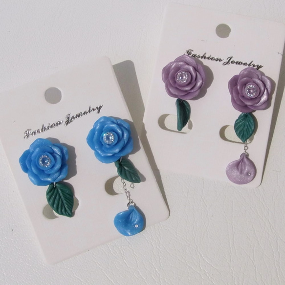 [送料無料]花びら揺れる♪青薔薇 ピアス イヤリング アシンメトリー ポリマークレイ⑰ 5枚目の画像