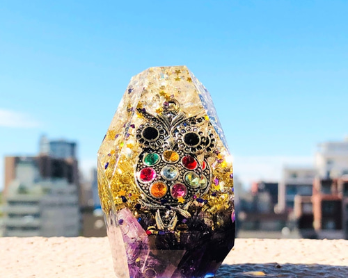 お求めやすくなりました。ジュエルフクロウ／鉱石型オルゴナイト 立体