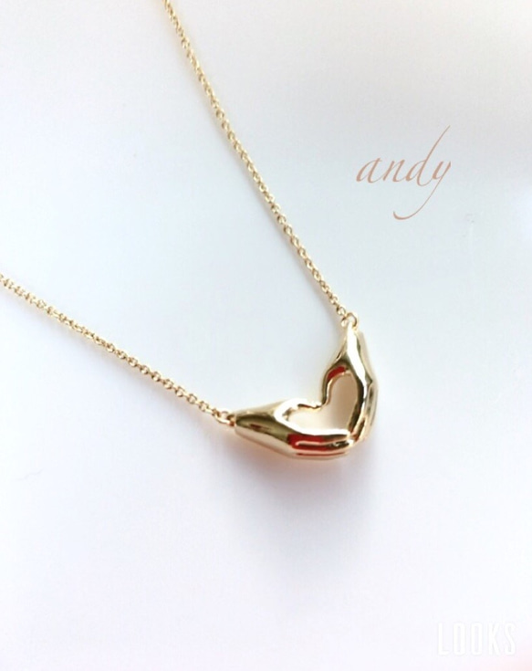 Heart Sigh Motif Gold Necklace 5枚目の画像