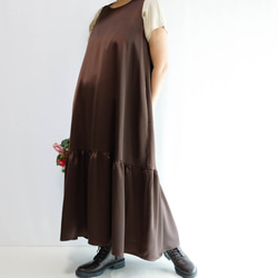 ❤SALE❤ 棕色無袖分層連衣裙高品質緞面長款 - 從居家休閒到裝扮 第8張的照片
