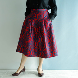 ミディ丈 70cm丈 コベントガーデン きまぐれコレクション -程よくイカれた感じのダマスク柄のミディスカート 1枚目の画像