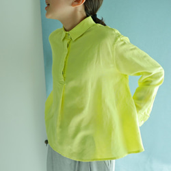 Front Tuck Shirt Yellow Soft Linen 寬鬆的廓形看起來很整潔 第4張的照片