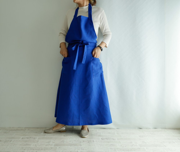 圍裙 裙子 柔軟亞麻 寶藍色 Maxi Length 咖啡廳圍裙 第2張的照片