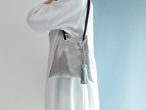 FUJIYAMA Pochette Silver Damask-A 2WAY最小Pochette可以戴在肩膀上或對角線 第6張的照片