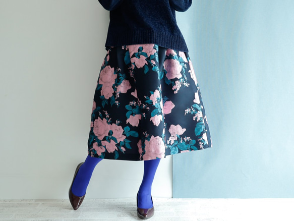 ミディ丈 70cm丈 ヨーロピアンローズ ピンク きまぐれコレクション ミディスカート 3枚目の画像