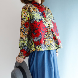 前襟襯衫，非洲印花，俐落輕鬆的輪廓 第9張的照片