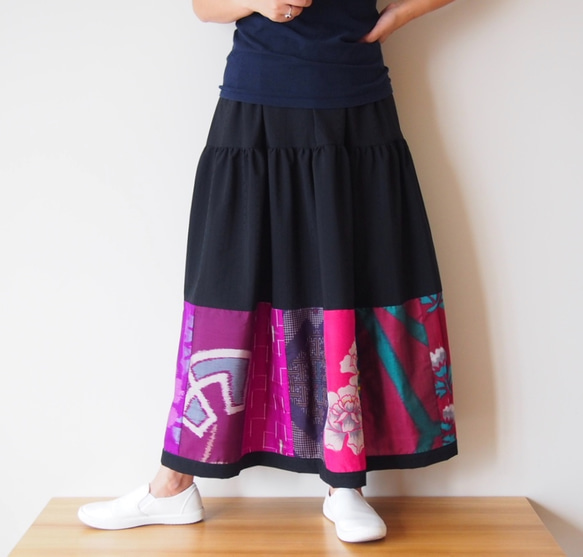 Kimono Patch-worked Skirt Long -Using Vintage Kimono Fabrics 第8張的照片