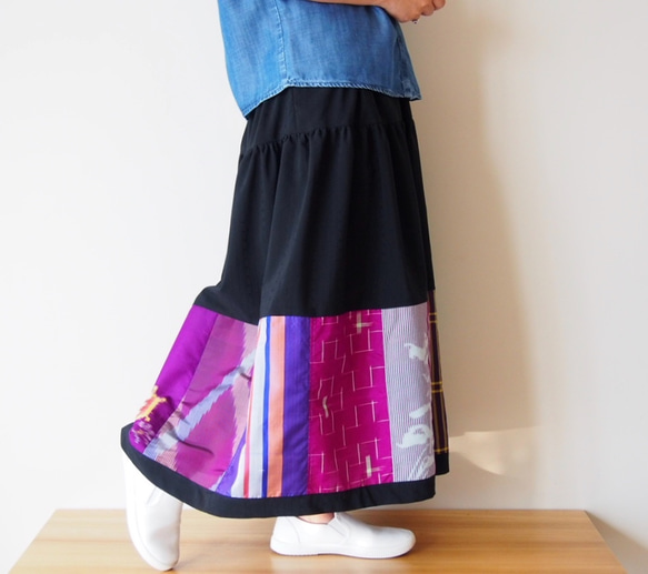Kimono Patch-worked Skirt Long -Using Vintage Kimono Fabrics 第3張的照片