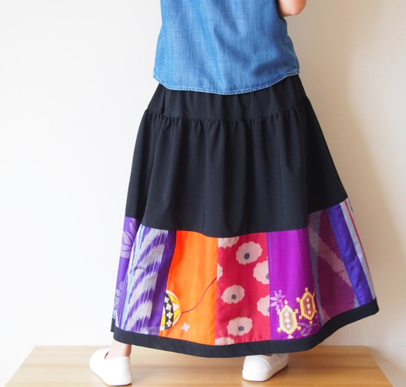 Kimono Patch-worked Skirt Long -Using Vintage Kimono Fabrics 第4張的照片