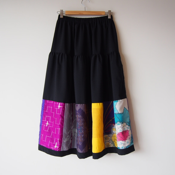 Kimono Patch-worked Skirt Long -Using Vintage Kimono Fabrics 第10張的照片