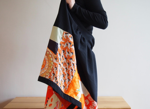 Kimono Patch-worked Skirt Long -Using Vintage Kimono Fabrics 第7張的照片