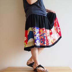 Kimono Patch-worked Skirt midi -Using Vintage Kimono Fabrics 第3張的照片