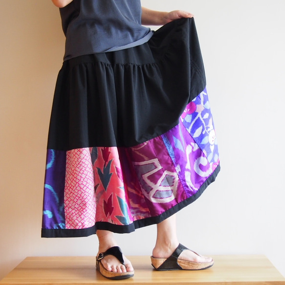 Kimono HAREGI Skirt Long -Using Vintage Kimono Fabrics 第6張的照片