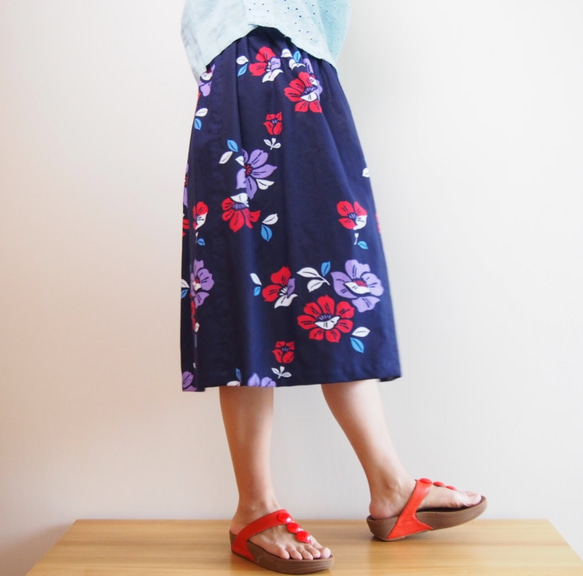 OKINAWA SKIRT MIDI  -upcycled from unused summer KIMONO 第3張的照片