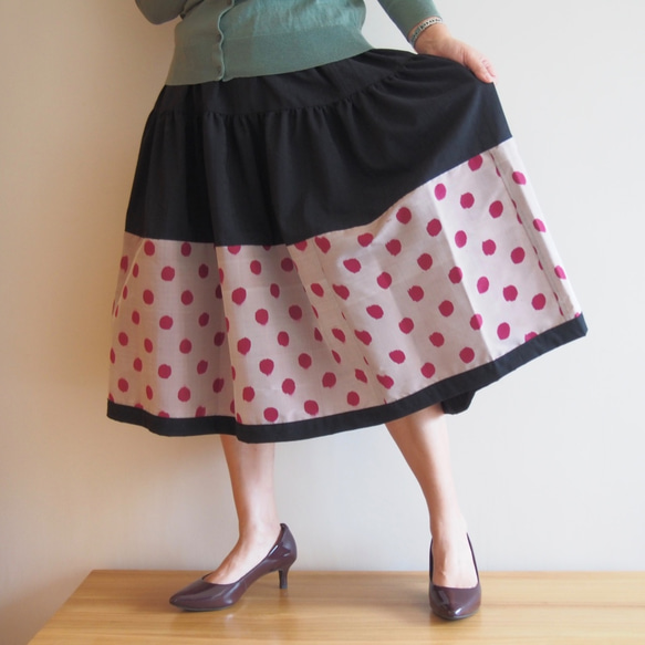 Kimono HAREGI Skirt Long -Using Vintage Kimono Fabrics 第3張的照片