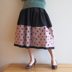 Kimono HAREGI Skirt Long -Using Vintage Kimono Fabrics 第6張的照片