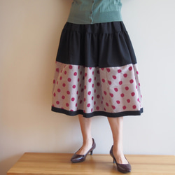 SOLD HAREGI SKIRT -ヴィンテージの銘仙の着物地を使ったフレアスカート [ミディ] 7枚目の画像