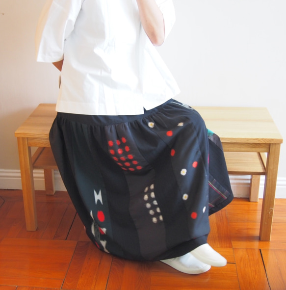 Kimono HAREGI Skirt Long -Using Vintage Kimono Fabrics 第6張的照片