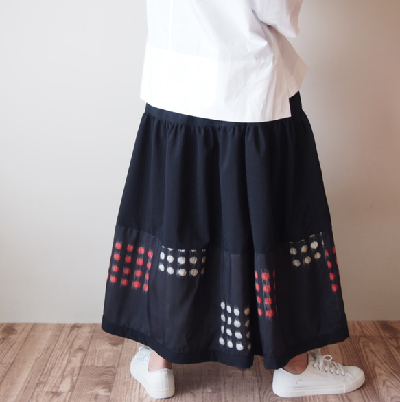 Kimono HAREGI Skirt Long -Using Vintage Kimono Fabrics 第3張的照片