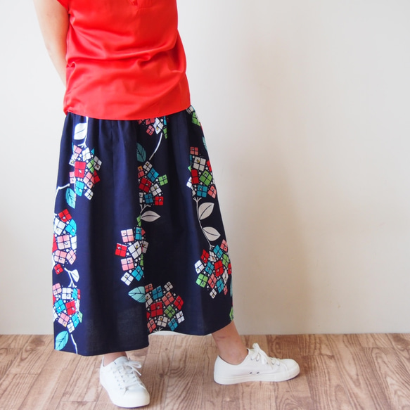 OKINAWA SKIRT LONG  -upcycled from unused summer KIMONO 第3張的照片