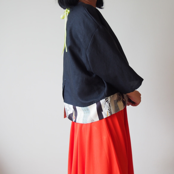 KIMONO TOP -Over sized top with up cycled vintage Kimono 第3張的照片