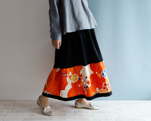 Kimono HAREGI Skirt Long -Using Vintage Kimono Fabrics 第2張的照片