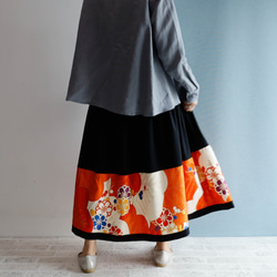 Kimono HAREGI Skirt Long -Using Vintage Kimono Fabrics 第7張的照片