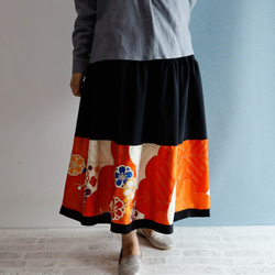 Kimono HAREGI Skirt Long -Using Vintage Kimono Fabrics 第8張的照片