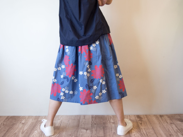 OKINAWA SKIRT MIDI  -upcycled from unused summer KIMONO 第3張的照片