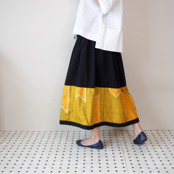 HAREGI SKIRT -ヴィンテージの銘仙の着物地を使ったフレアスカート [ロング/イエロー]　「送料無料」 4枚目の画像