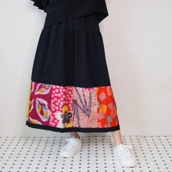 Kimono HAREGI Skirt Long -Using Vintage Kimono Fabrics 第9張的照片