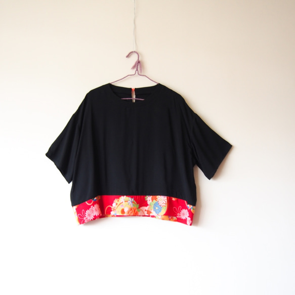 KIMONO TOP -Over sized top with up cycled vintage Kimono 第8張的照片