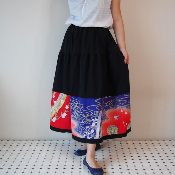 SOLD HAREGI SKIRT -ヴィンテージの着物地を使ったフレアスカート [ロング] 6枚目の画像