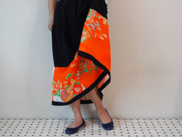 Kimono HAREGI Skirt Long -Using Vintage Kimono Fabrics 第5張的照片