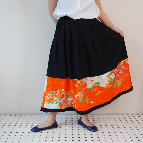 Kimono HAREGI Skirt Long -Using Vintage Kimono Fabrics 第6張的照片