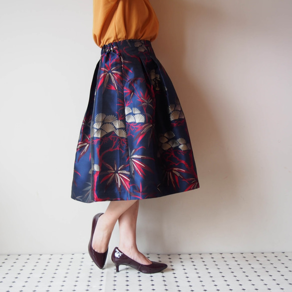 KABUKI Skirt -with KIMONO inspired woven fabric 第3張的照片