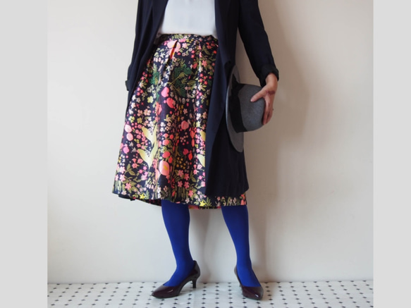 Kimagure系列 - 瘋狂編織圖案裙擺有點設計差異 第1張的照片