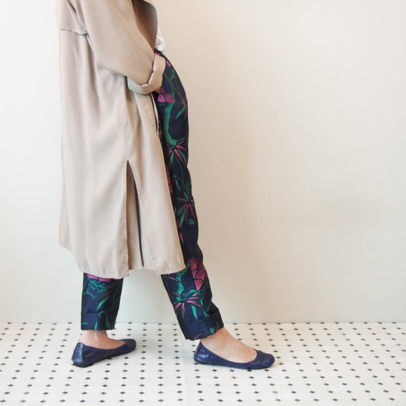 KABUKI TROUSERS -with KIMONO inspired woven fabric 第3張的照片