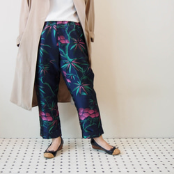 KABUKI TROUSERS -with KIMONO inspired woven fabric 第9張的照片