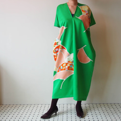 SOLD Square Dress ヴィンテージ着物の反物から作ったスクエアワンピース　グリーン　残り１枚！ 6枚目の画像