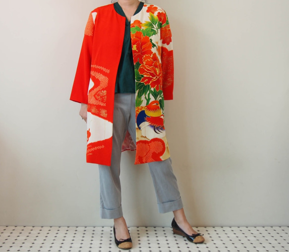 SOLD KIMONO HAREGI COAT -留袖を使ったコート １点物です！ 1枚目の画像